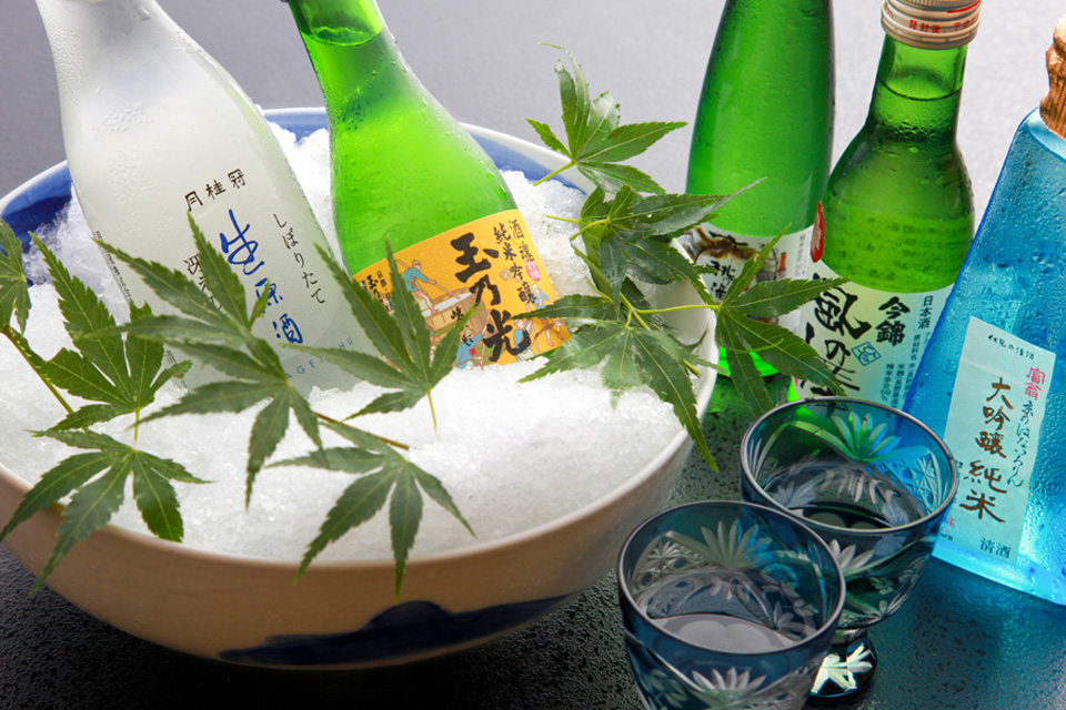 写真:京都・伏見や洛中の銘酒を取り揃え