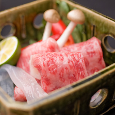 写真:京会席の京都牛