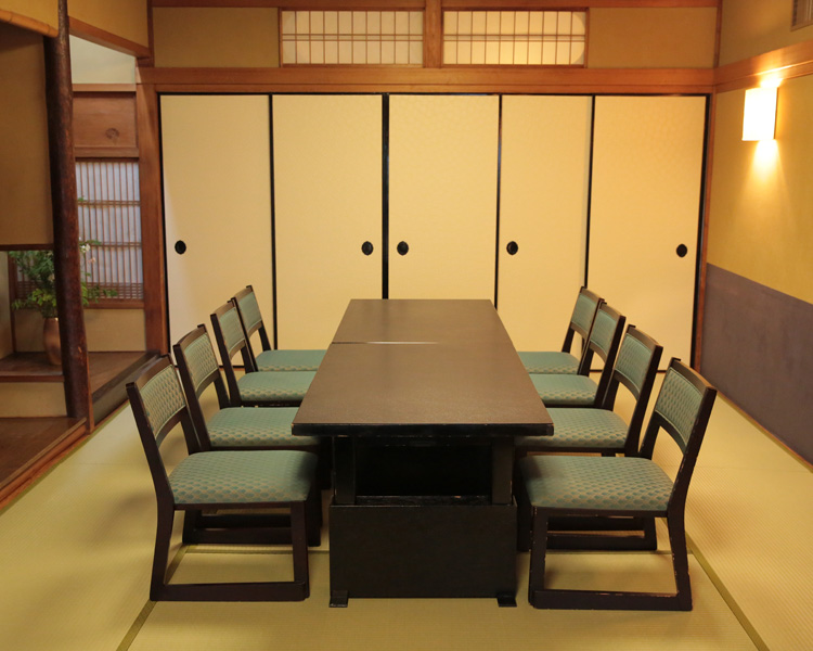 写真:プライバシーを守る個室