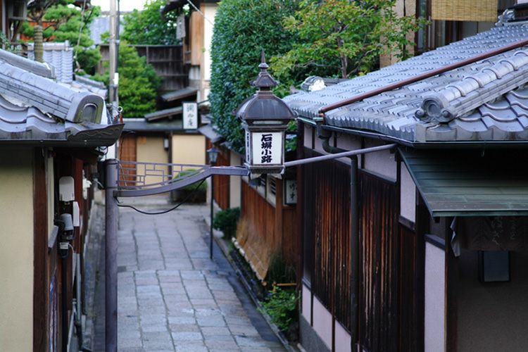 写真:F 石塀小路